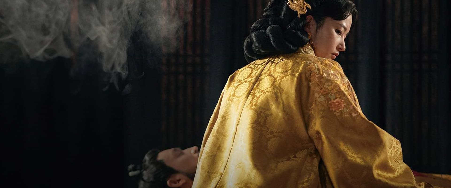 Queen Woo 2024