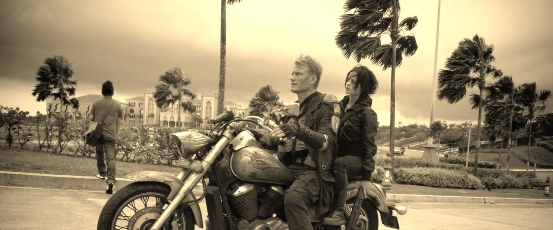 Battle of the Damned 2013