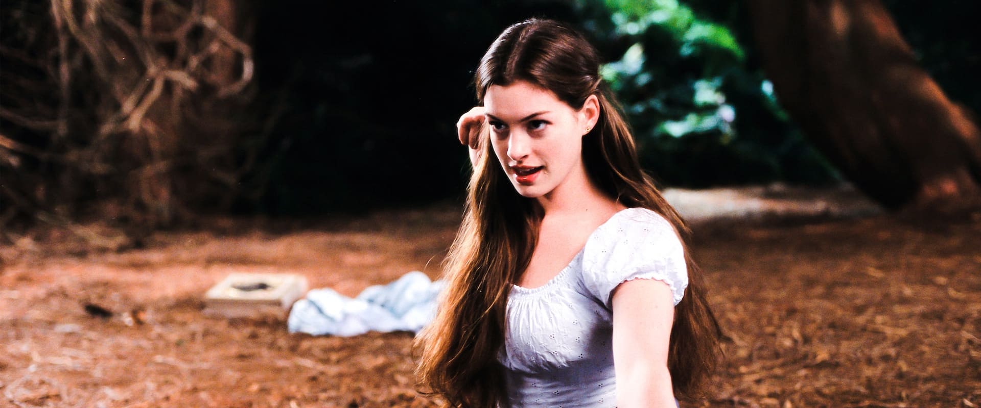 Ella Enchanted 2004