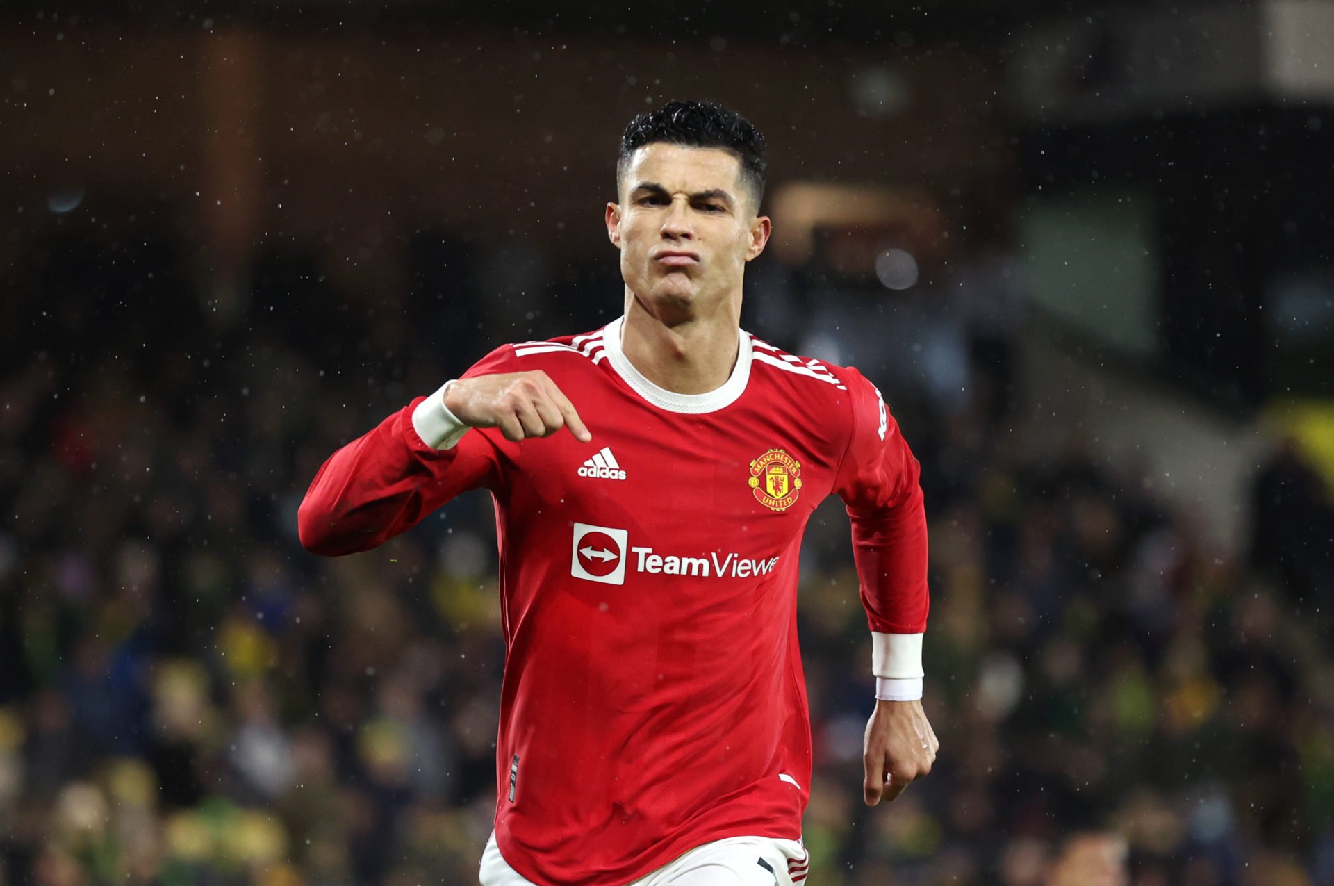 Ronaldo: From Lisbon to Legend 2024