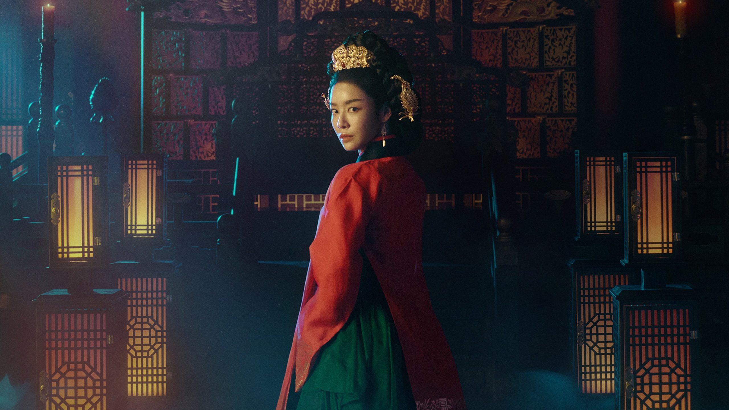 The Queen Who Crowns 2025